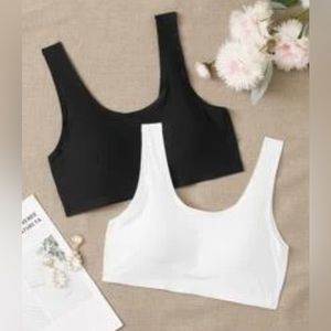NEW 2 PC 5X BLACK AND WHITE Sports Bras STRETCHY SOFT